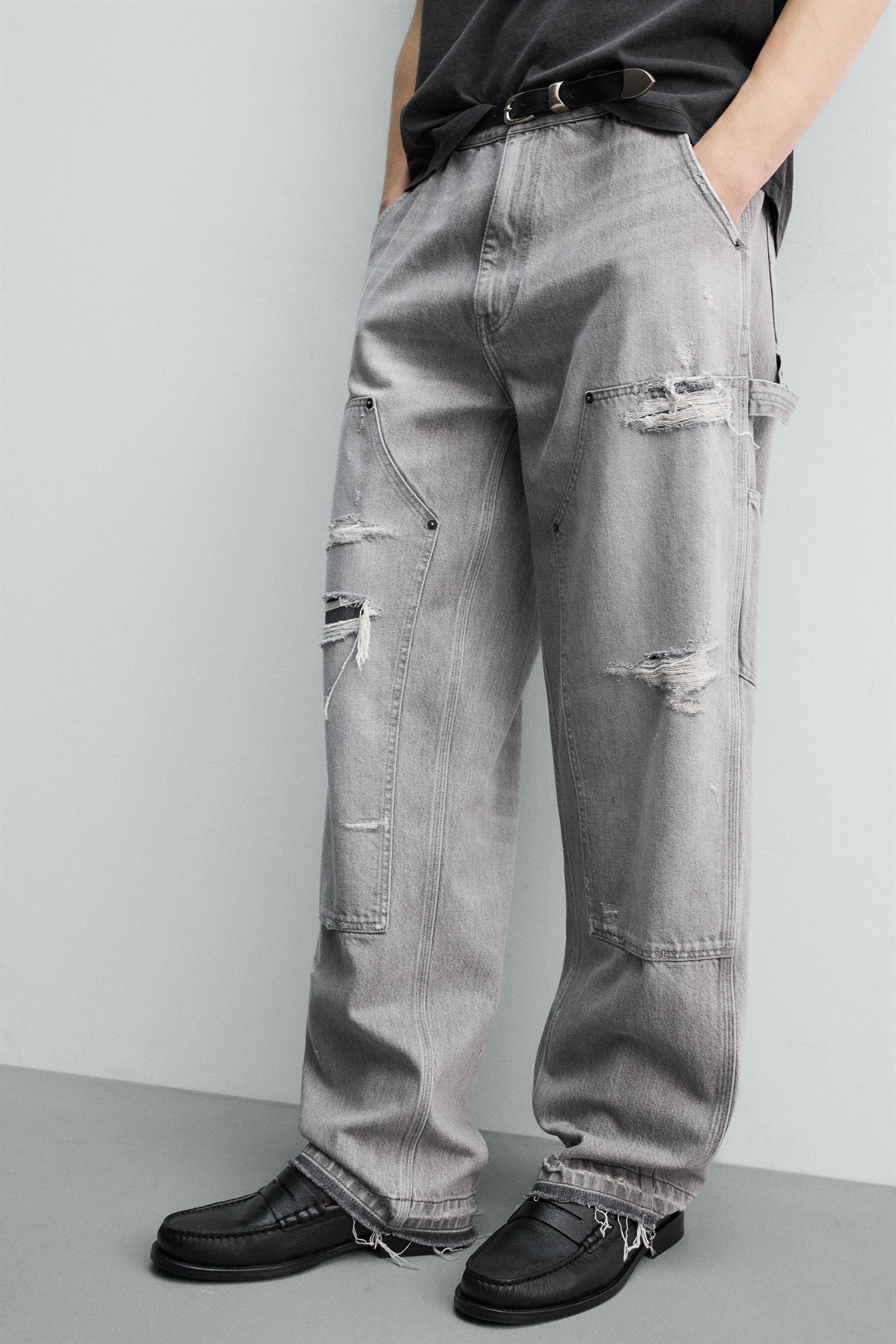 RELAXED FIT CARPENTER POCKET JEANS