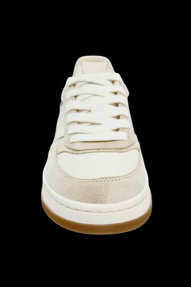 KOMBINIERTER SNEAKER - Gebrochenes Weiß von Zara