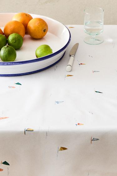 RESIN-COATED COTTON WINDSURFING TABLECLOTH - Blue by Zara - Image 5