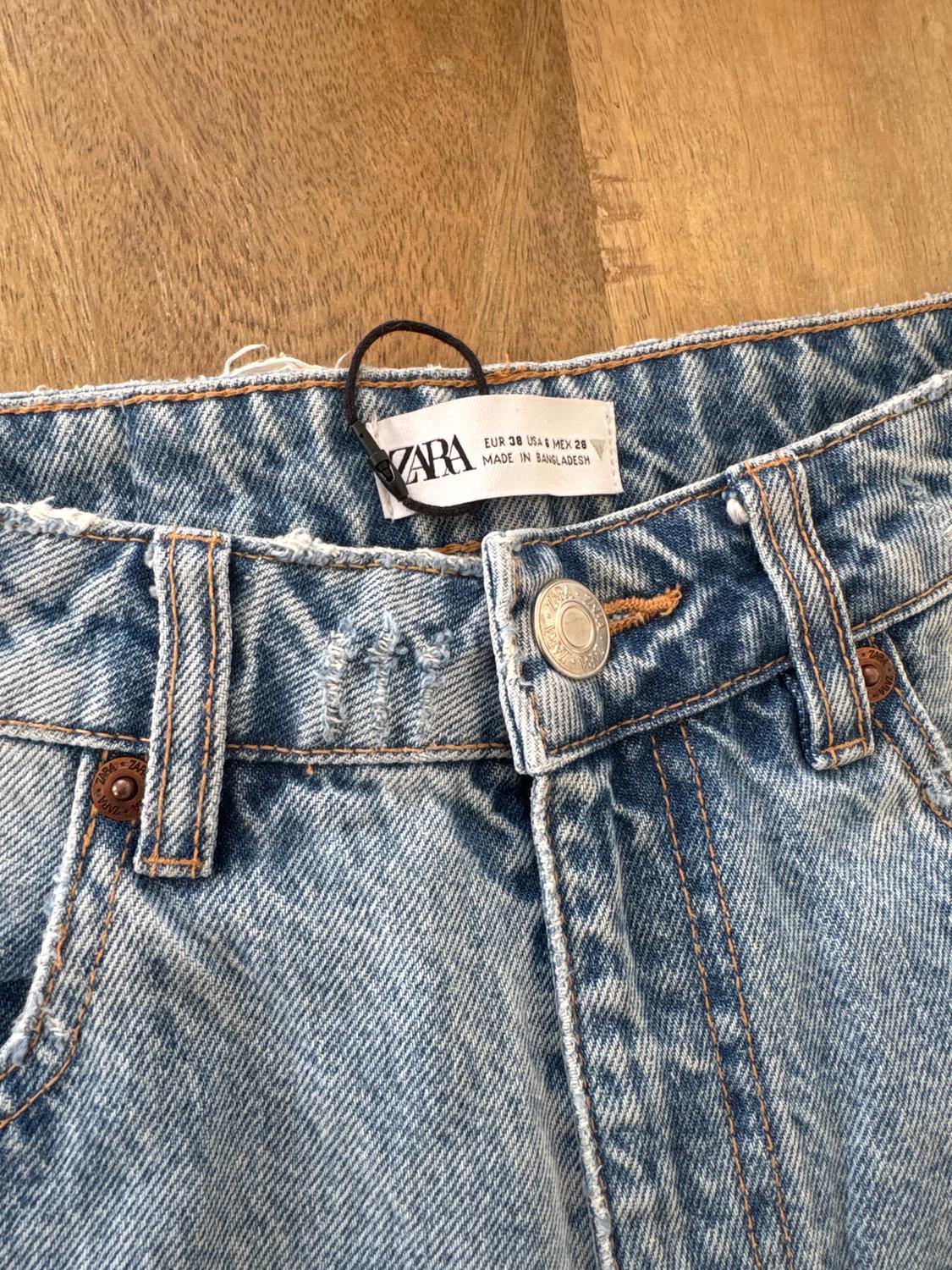 RIPPED MOM JEANS - Image 3