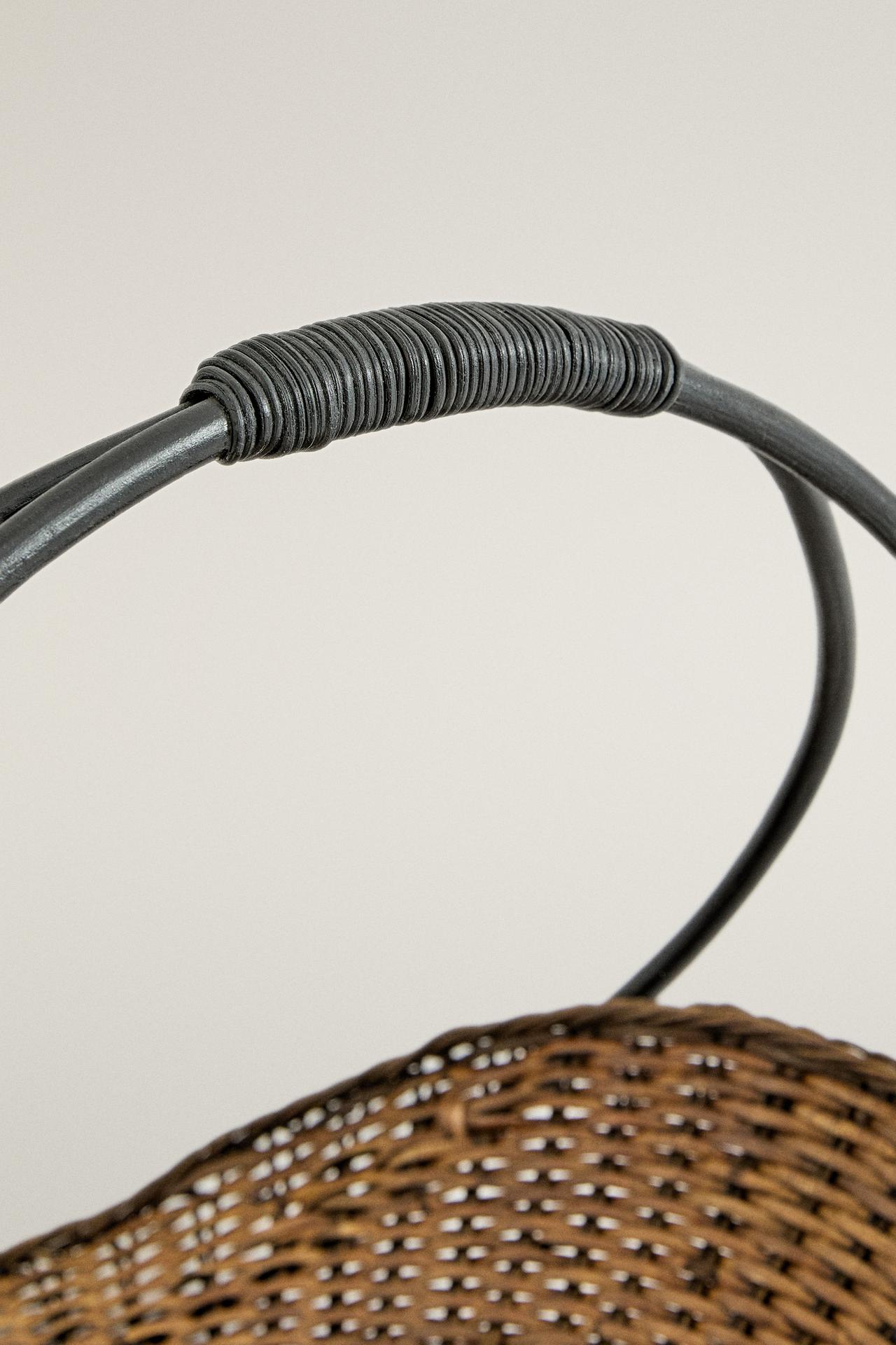 FLORAL RATTAN AND BAMBOO BASKET — Dark brown