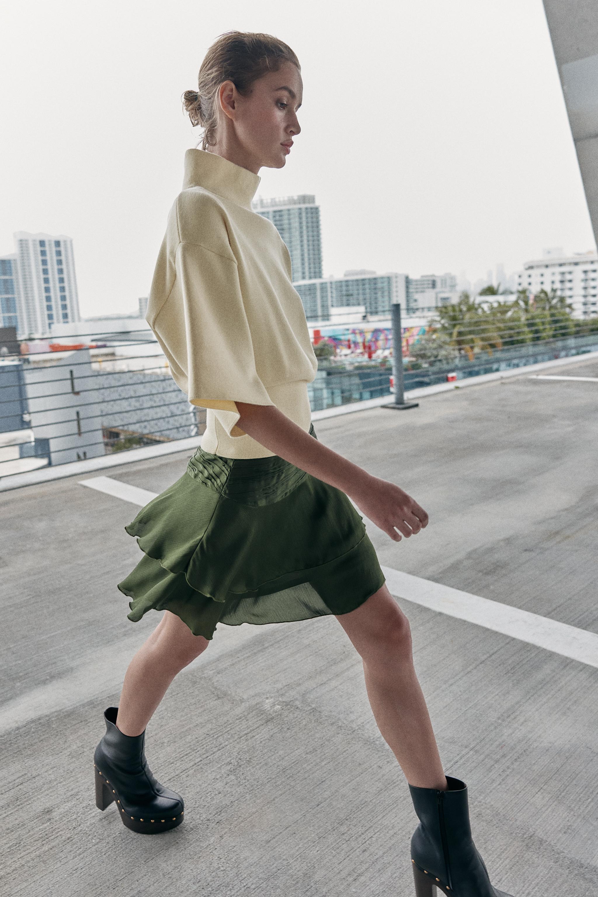 SATIN EFFECT RUFFLED MINI SKIRT