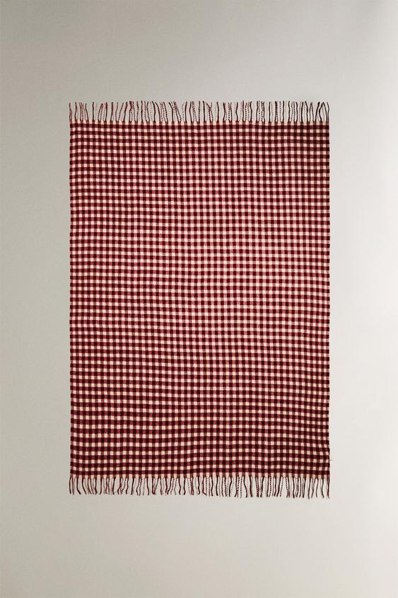 SOFT GINGHAM CHRISTMAS THROW