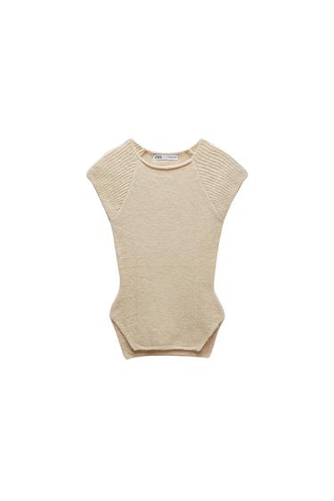 KNITTED TOP