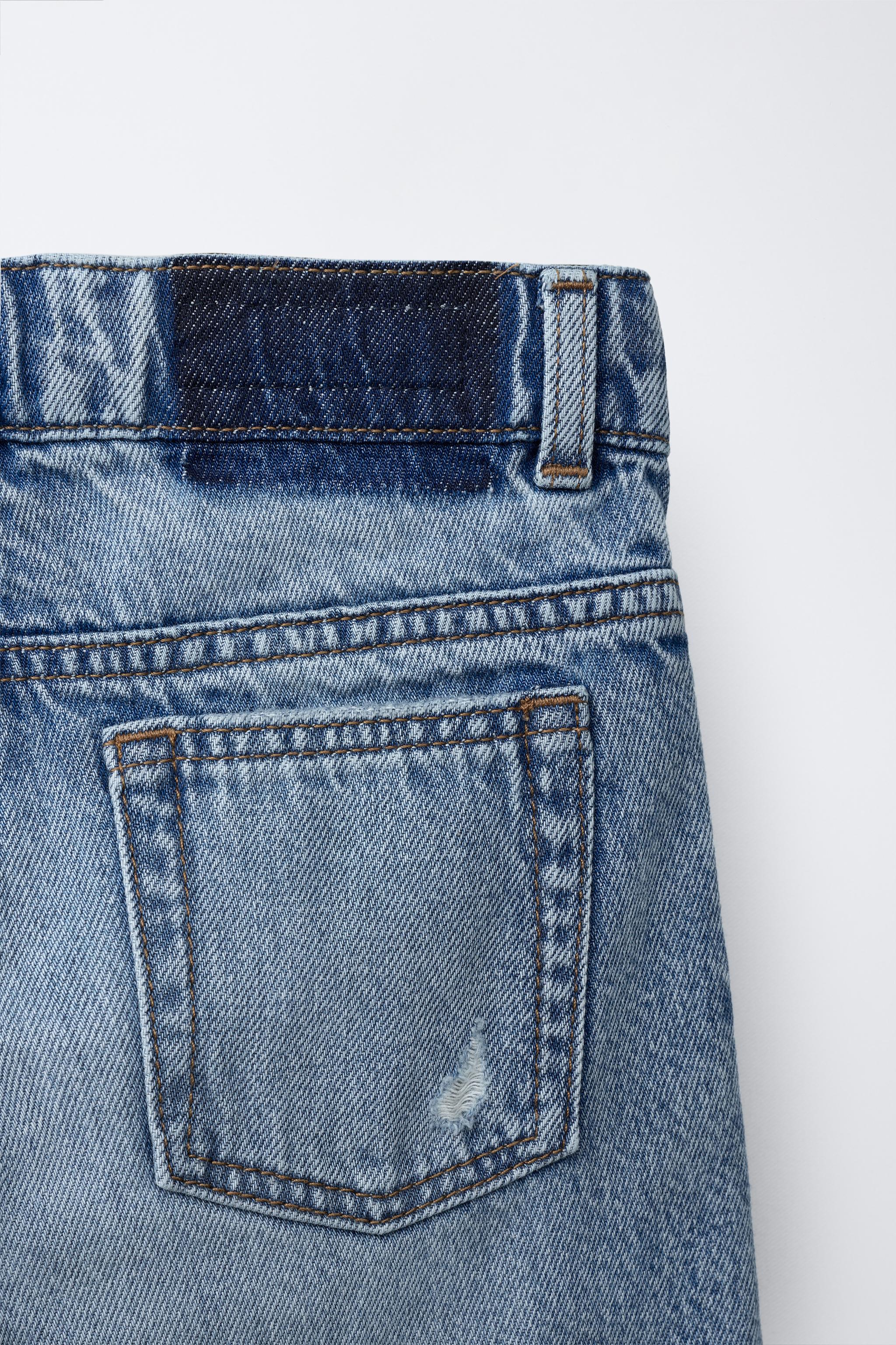 RIPPED DENIM SHORTS