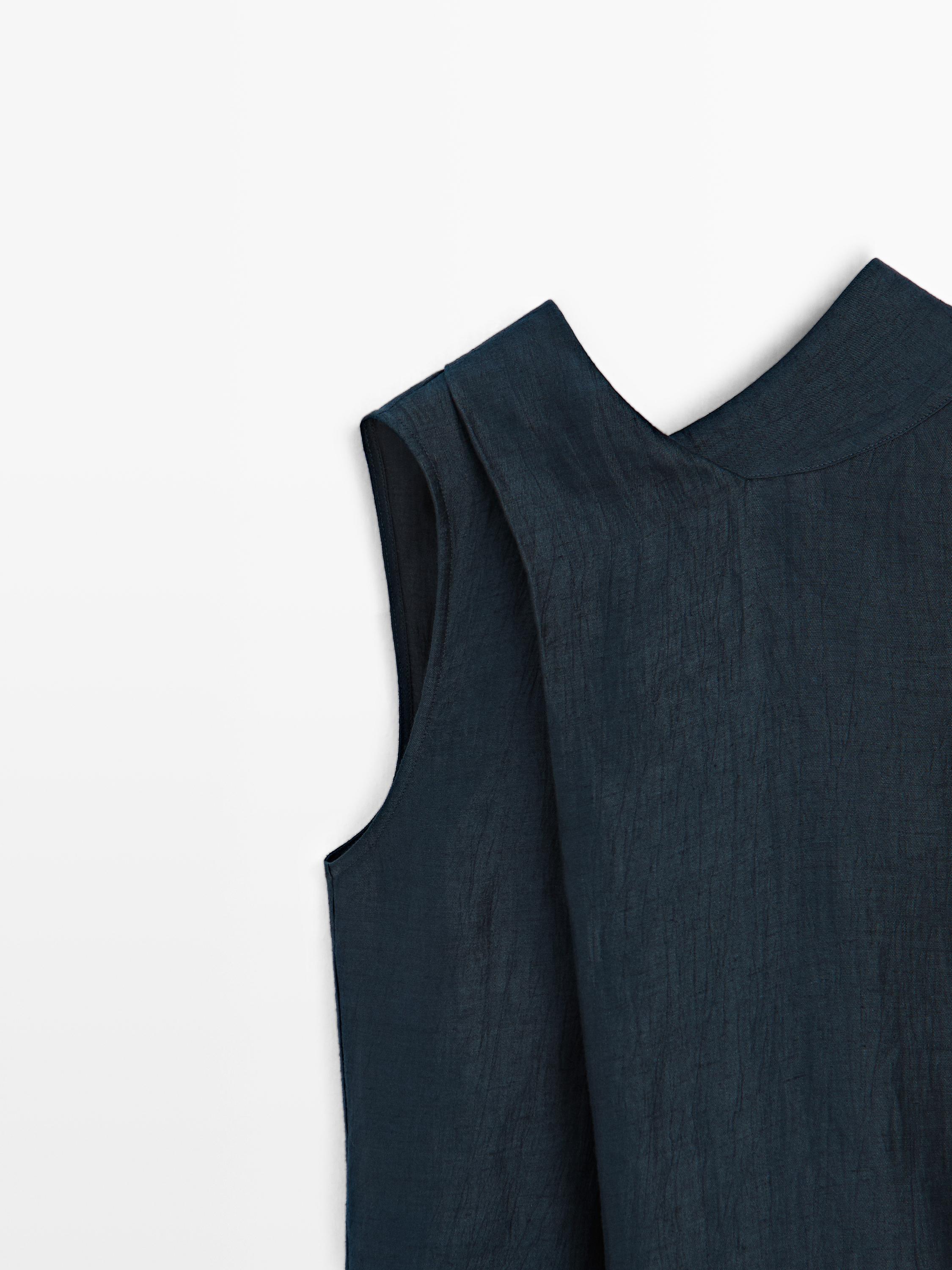 Linen blend halter top