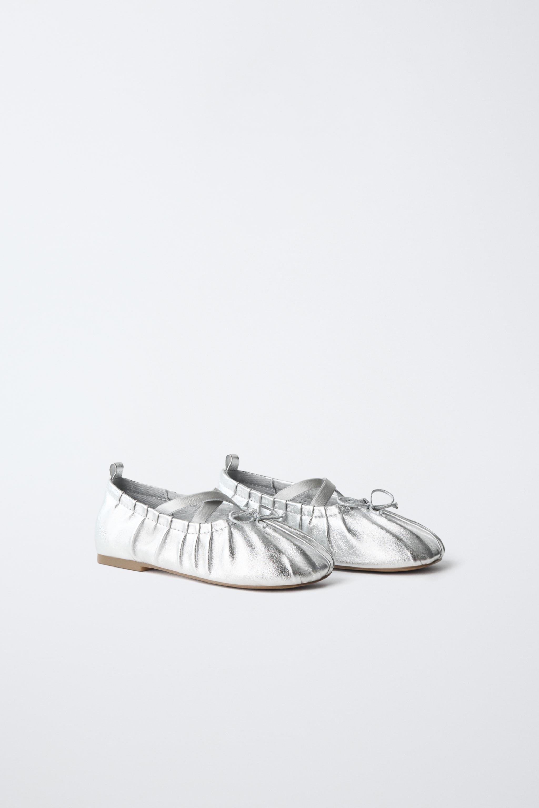 METALLIC BALLET FLATS — Silver