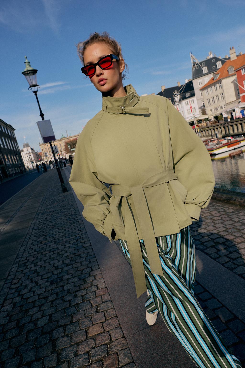 HIGH COLLAR BELTED JACKET