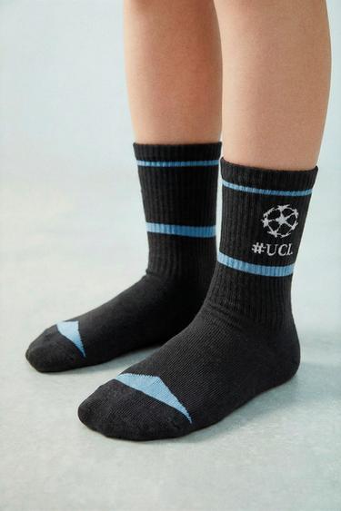 حزمة من جوربين طويلين UEFA CHAMPIONS LEAGUE ® - أبيض by Zara