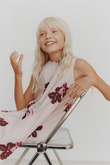 ПЛАТЬЕ С ЦВЕТОЧНЫМ ПРИНТОМ — БАКЛАЖАНОВЫЙ от Zara