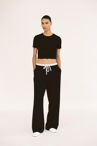 ELASTISCHES CROPPED-T-SHIRT - Schwarz von Zara - Bild 0
