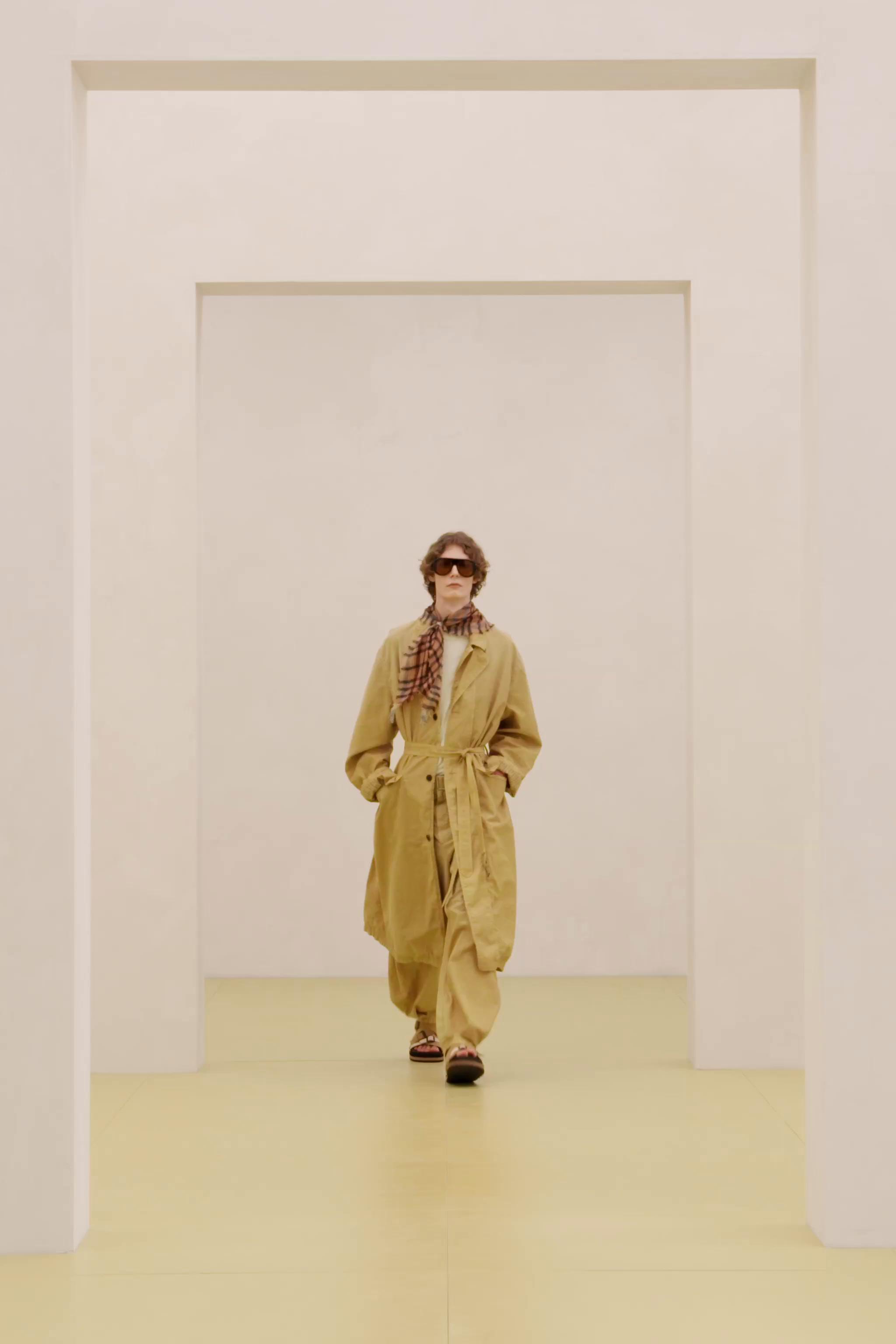 トレンチコート ST - ゴールデンブラウン | ZARA Japan / 日本