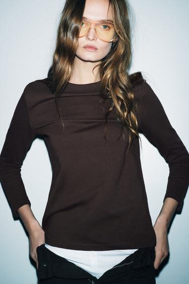 CAMISETA MANGA LARGA INTERLOCK - Chocolate de Zara