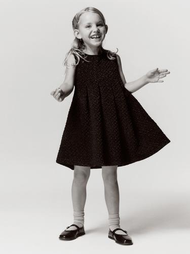 VESTIDO JACQUARD BRILLOS - Negro de Zara