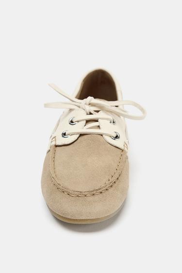 MOCASSINS COMBINÉS À LACETS EN DAIM - Blanc écru de Zara - Image 3