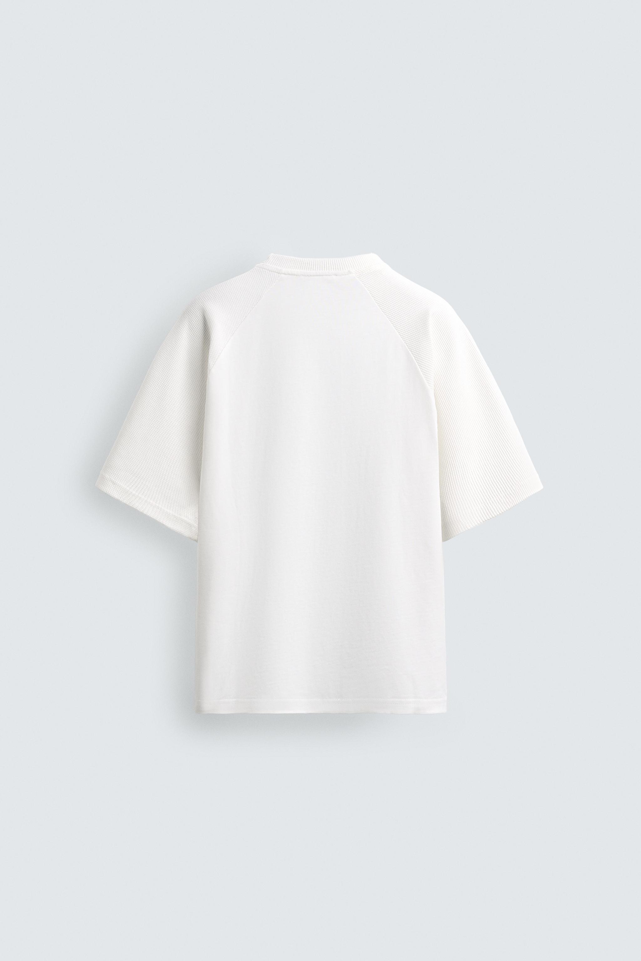 T-SHIRT À INSCRIPTION IMPRIMÉE EN CONTRASTE