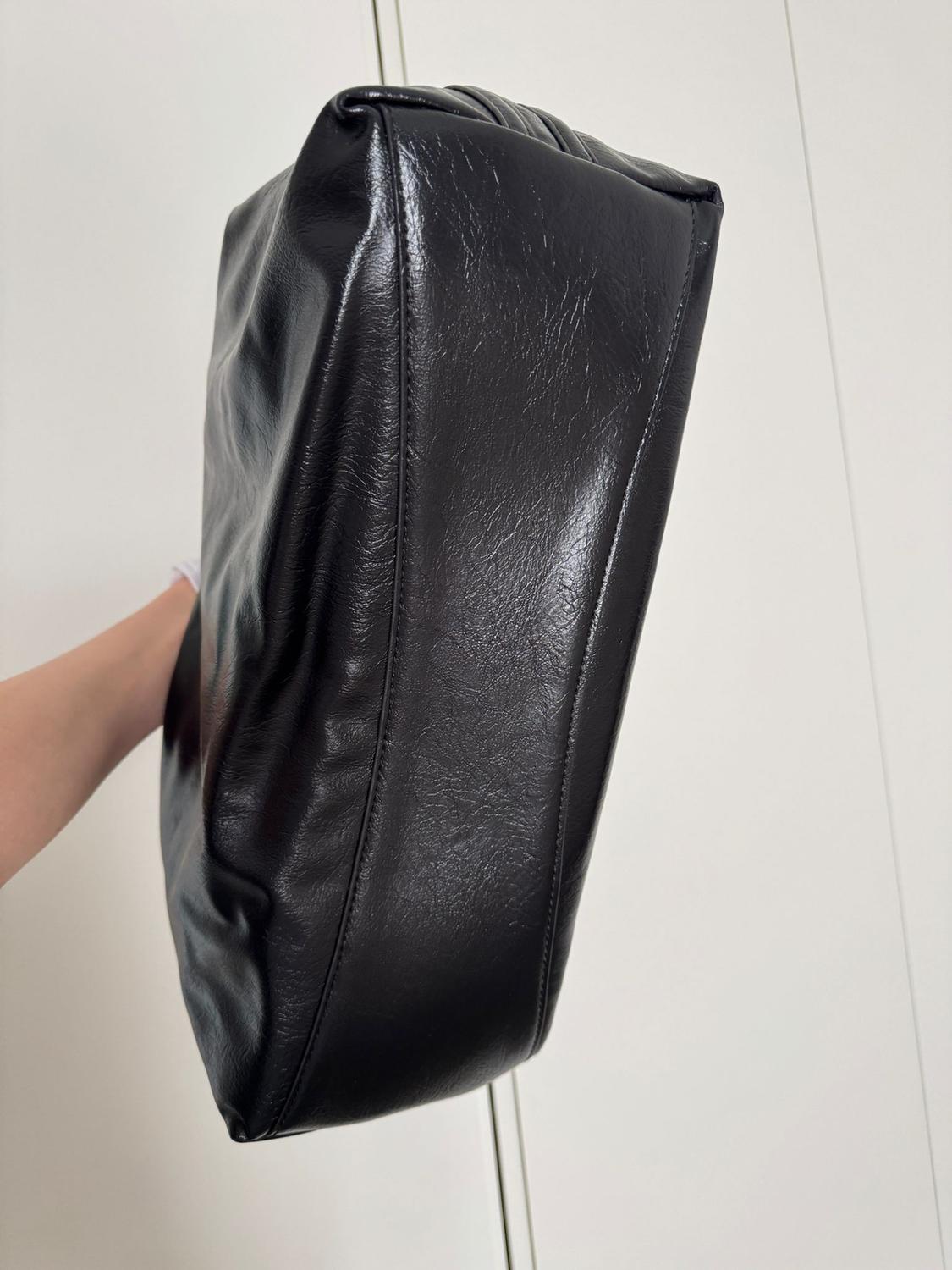 BOLSO NUEVO GRANDE CON CADENA - Image 3