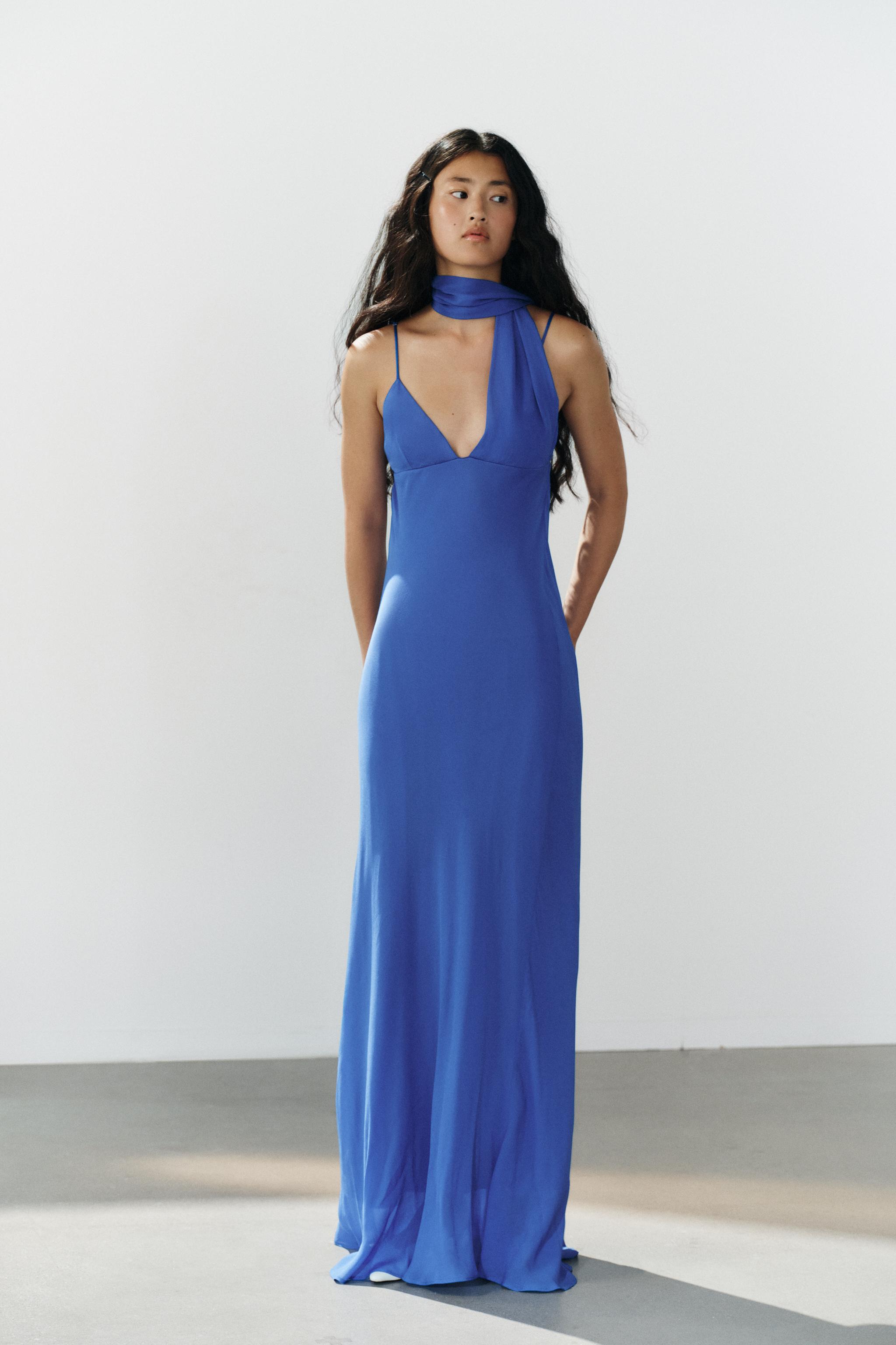 ROBE LONGUE EN CRÊPE DE SOIE À BRETELLES FOULARD
