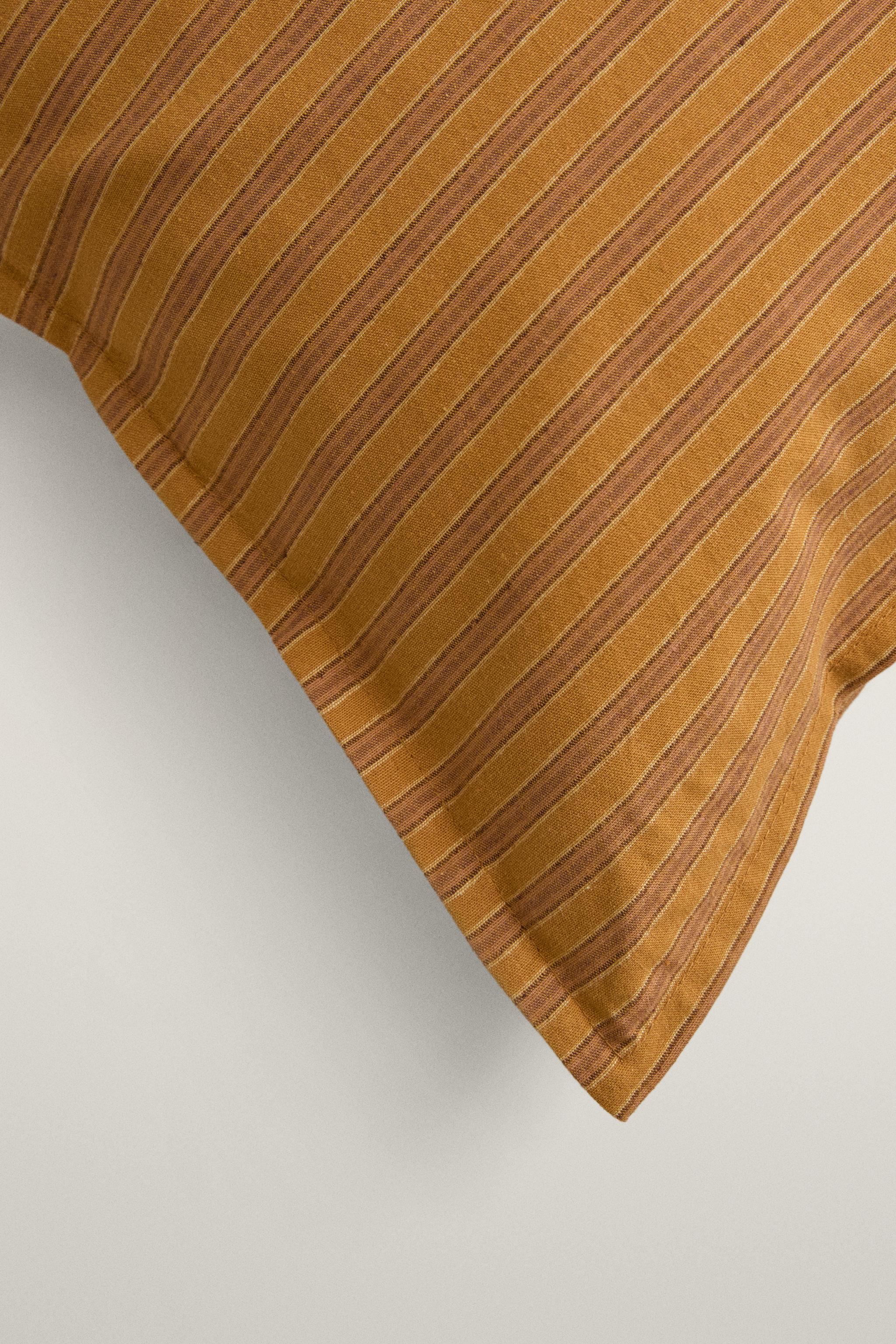 STRIPED THROW PILLOW COVER — Mustard
