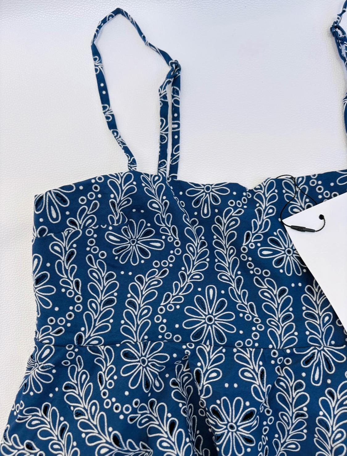 TOP WITH RUBBERISED CUTWORK EMBROIDERY - Image 3