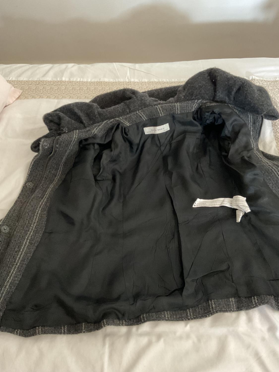 CHAQUETA ENTALLADA CUELLO ENVOLVENTE - Image 3