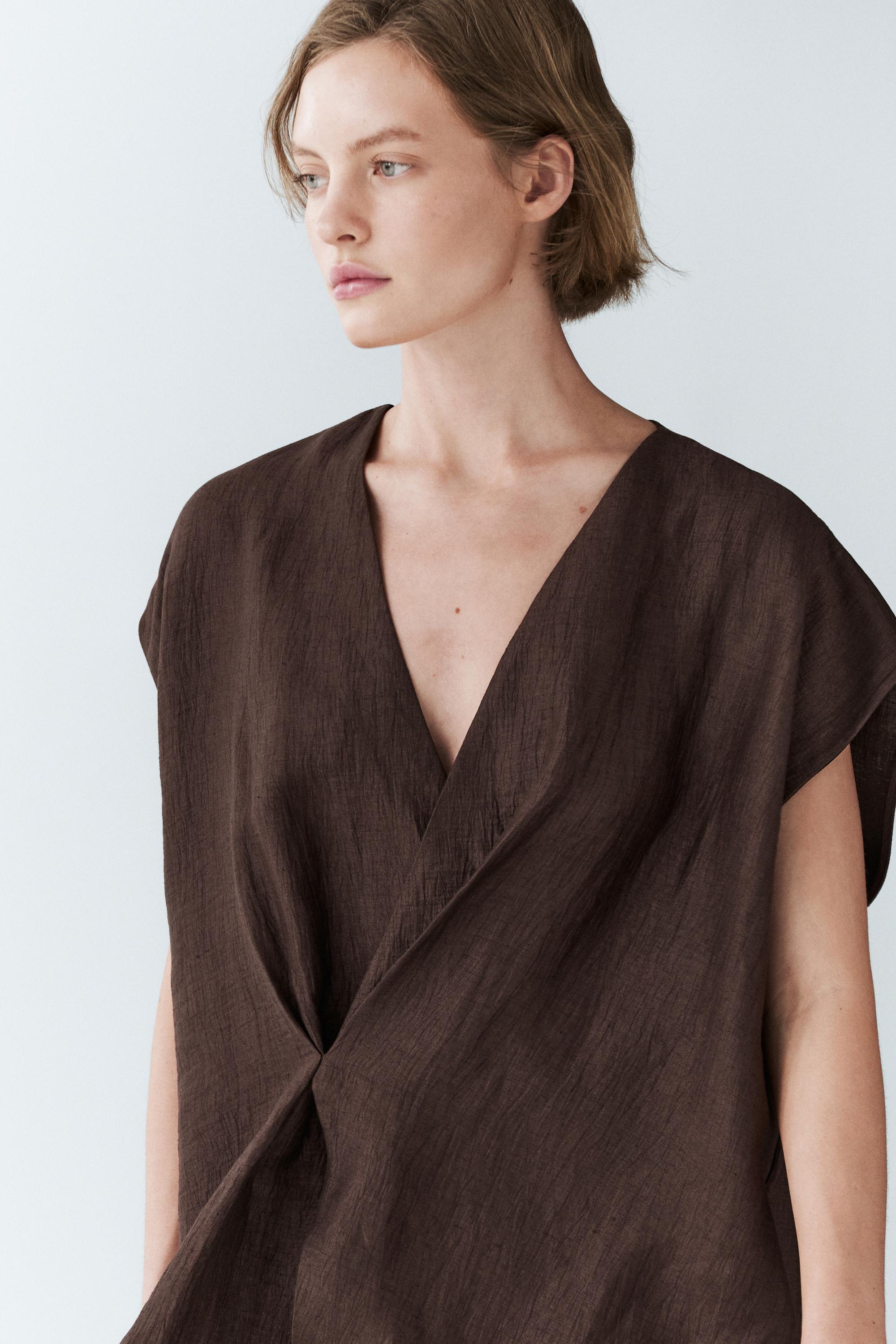 Fluid linen blend crossover kimono — Brown