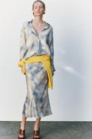 FLOWY SATIN EFFECT SHIRT
