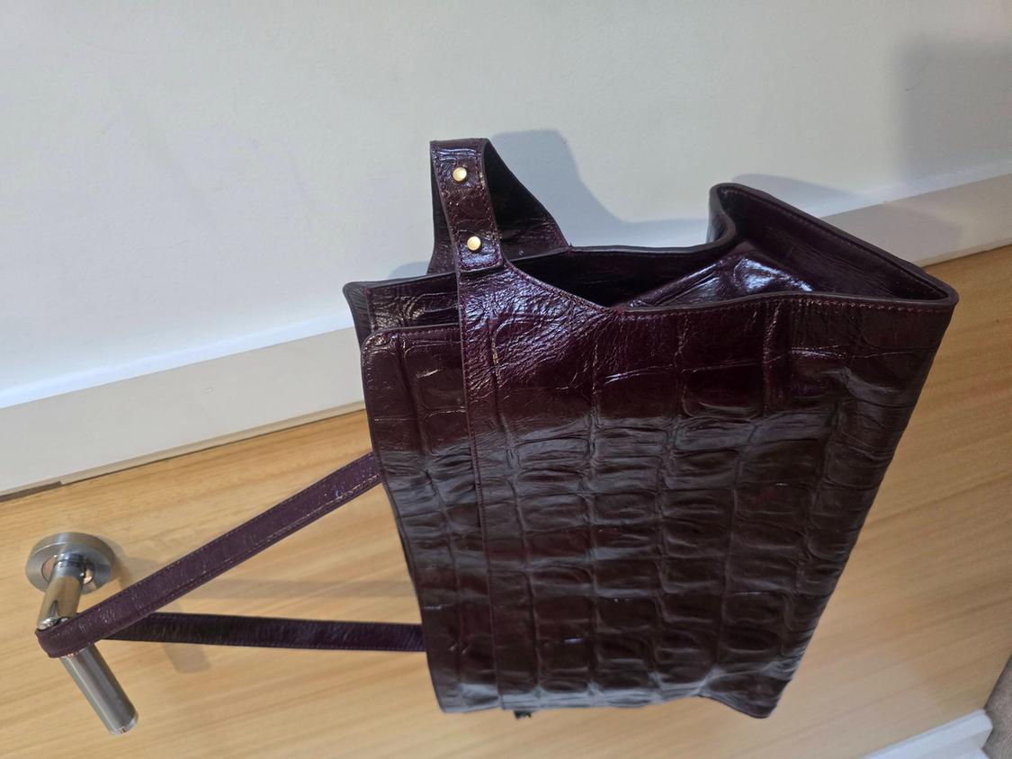 MAXI CITY BAG WITH EMBOSSED LEATHER EFFECT - Image 4