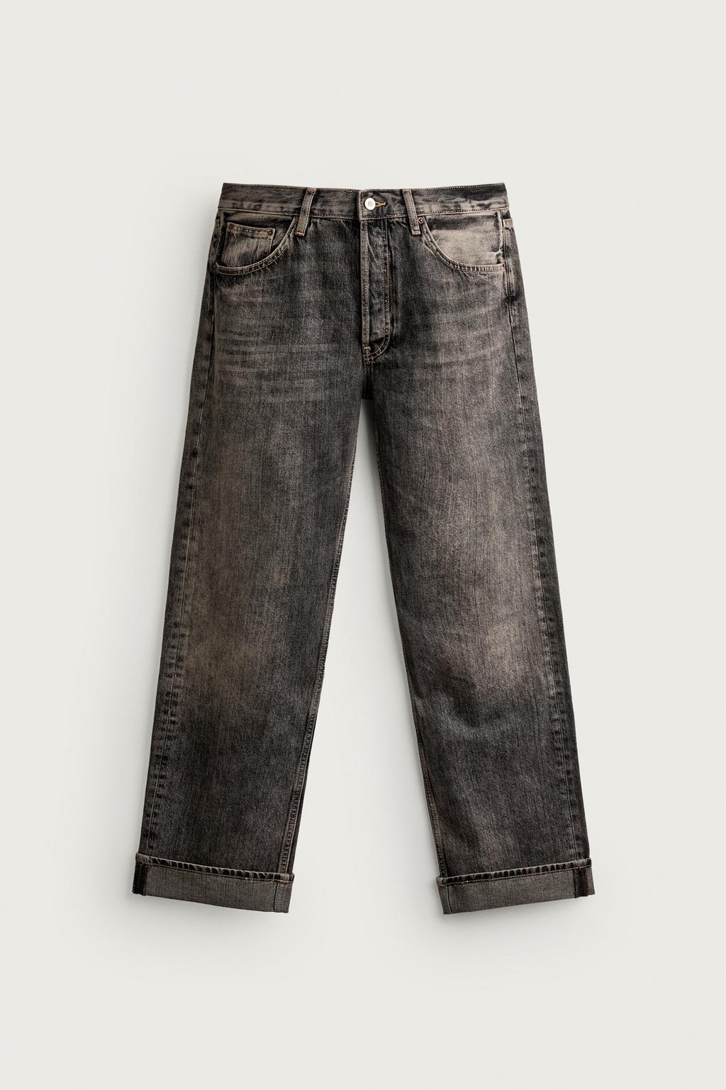 STRAIGHT-LEG JEANS WITH TURN-UPS