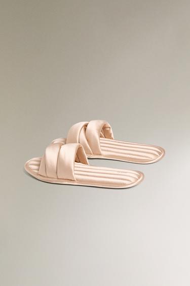 CHAUSSONS BOUT OUVERT MATELASSÉS SATIN - Beige de Zara - Image 4