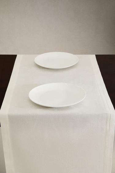 JACQUARD TABLE RUNNER WITH ROSES - White by Zara - Image 1