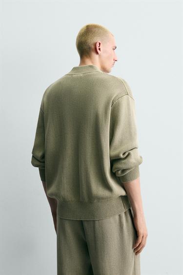 CHAQUETA PUNTO ESTRUCTURA LAVADA - Verde de Zara