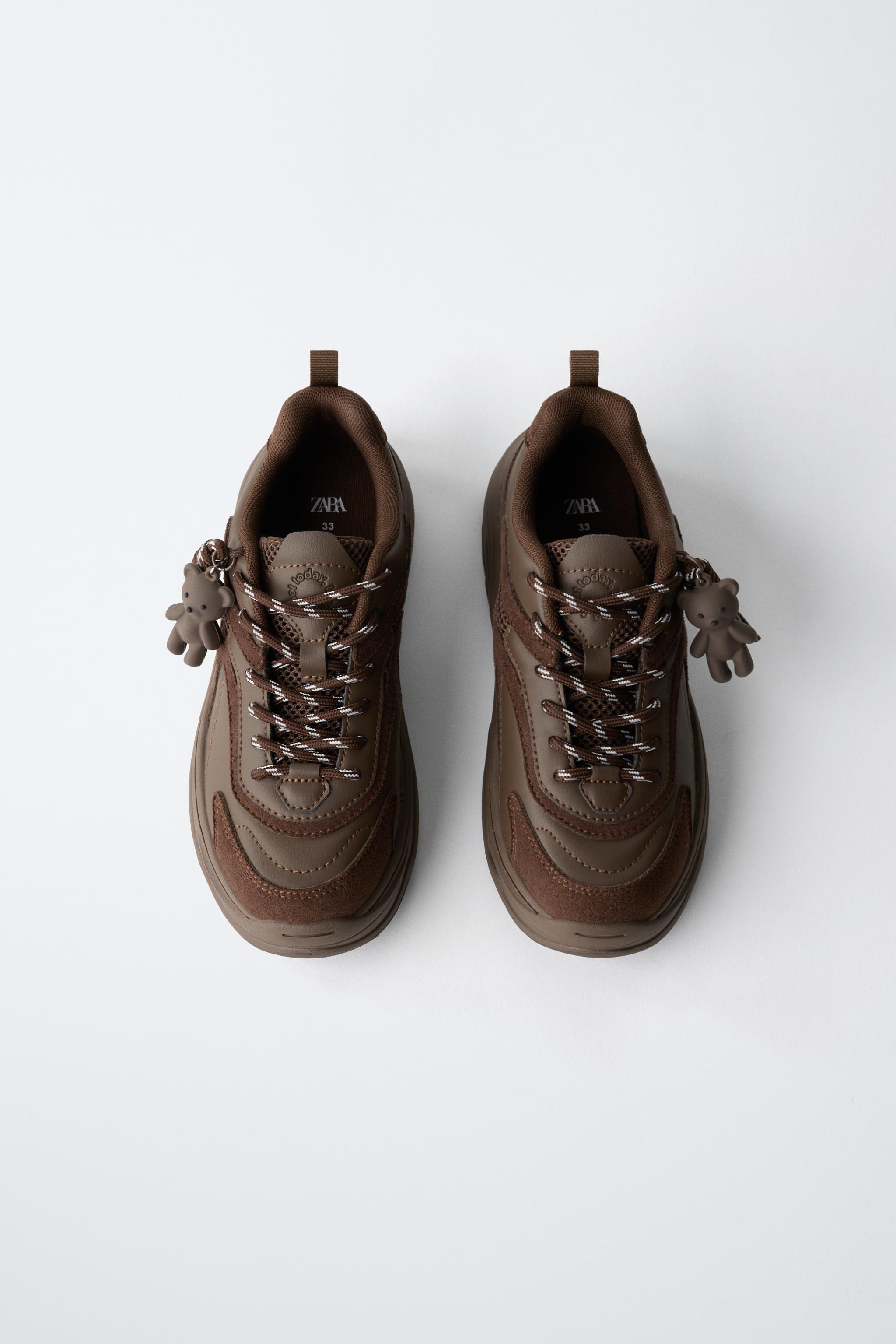 CHARM SNEAKERS