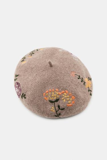 100% WOOL BERET WITH EMBROIDERED FLOWERS - camel by Zara