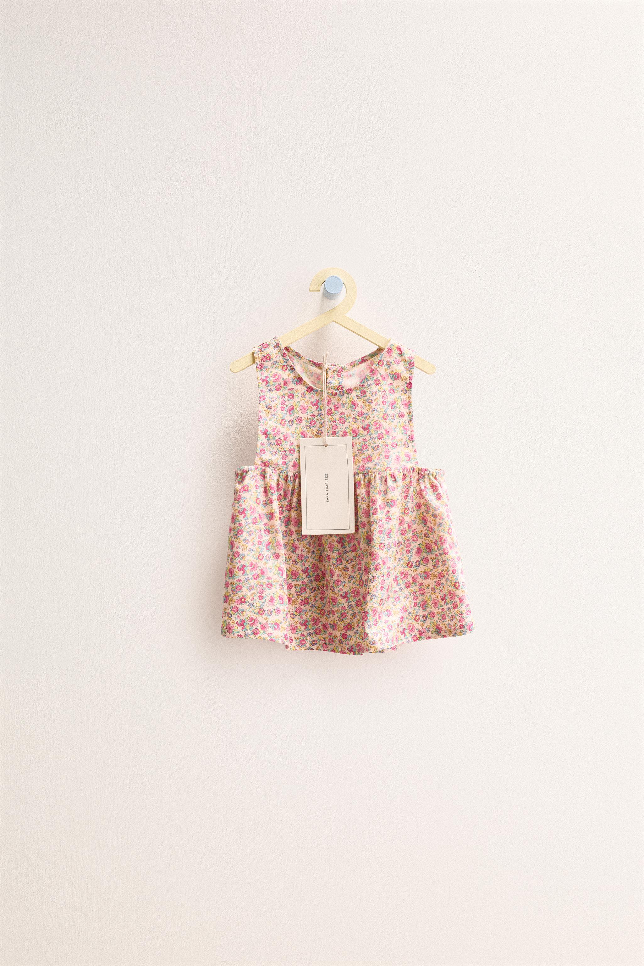 ZARA TIMELESS - HAUT À FLEURS AVEC LIN