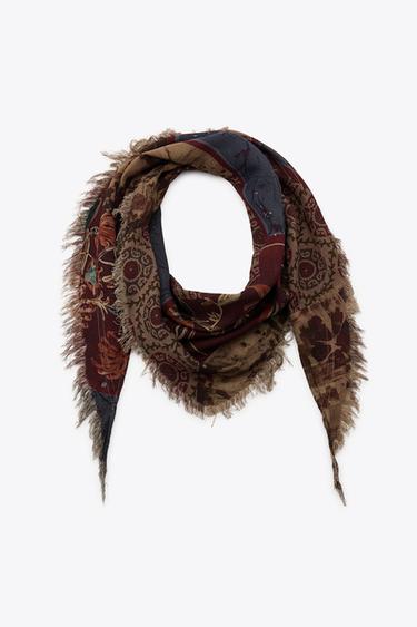 FRINGED PRINTED BANDANA - Aubergine by Zara