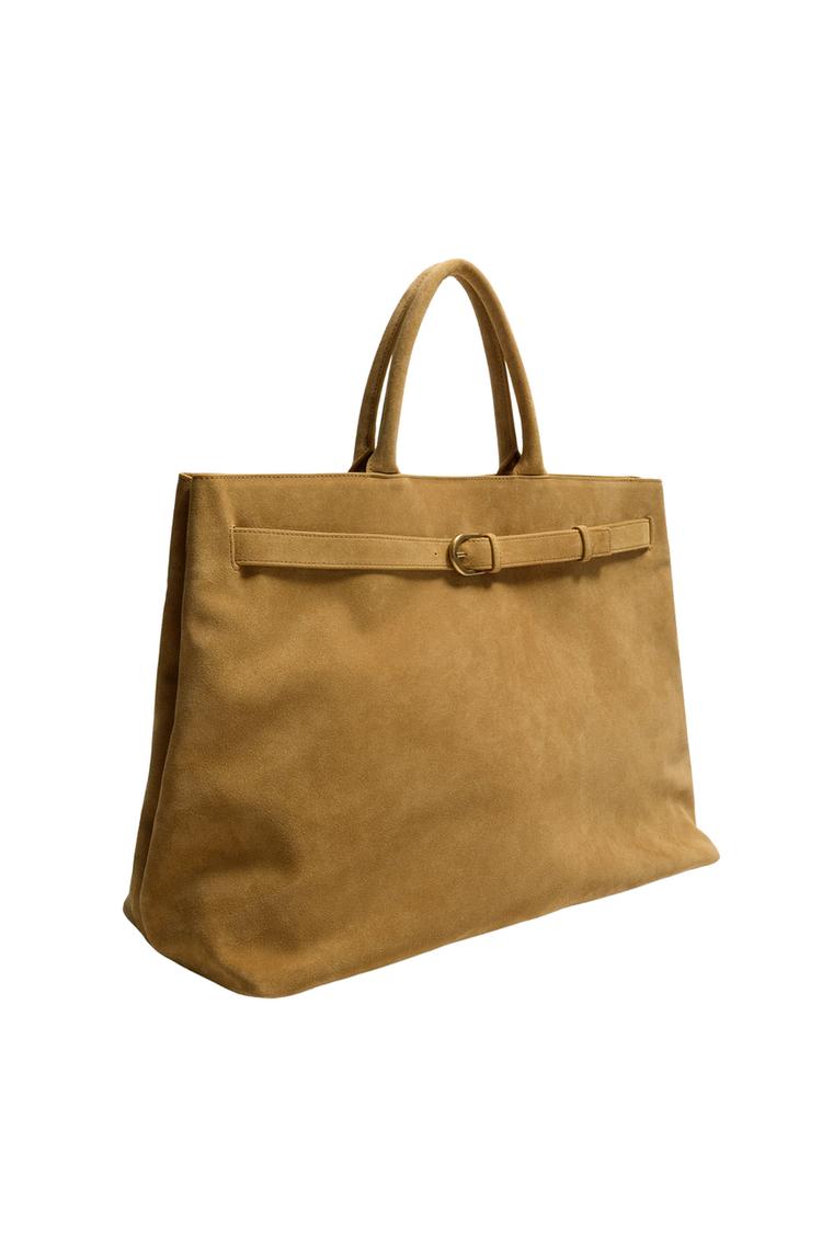 Bolso de mano de cuero con detalle de correa 2