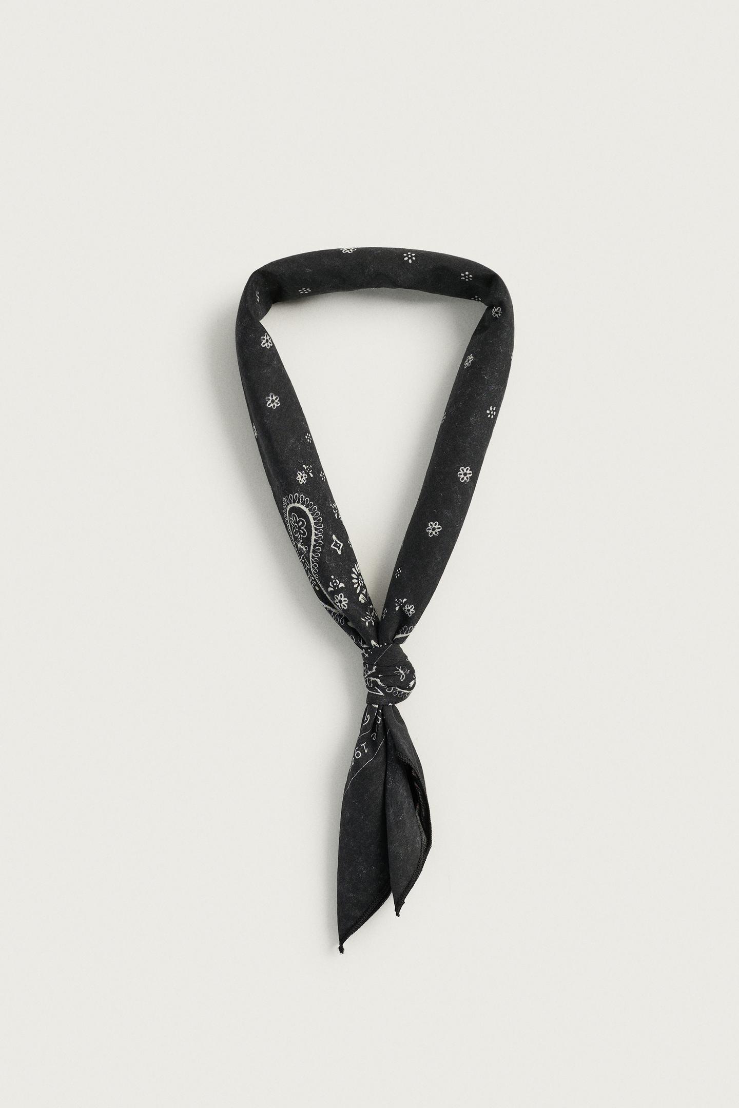 Мужские аксессуары Zara 0FR. Paris X ZARA Paisley Text Bandana, цвет: Чёрный — фото 2