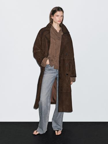 Trench largo piel ante - Marrón de Zara