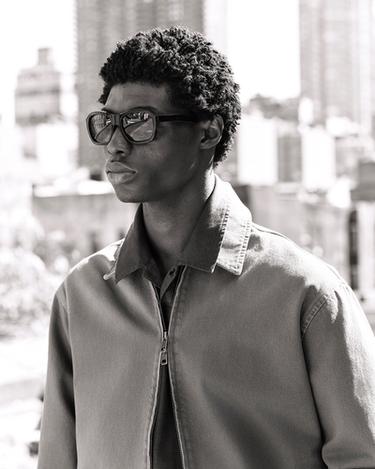 إطلالة - عظم الخاص بـ Zara