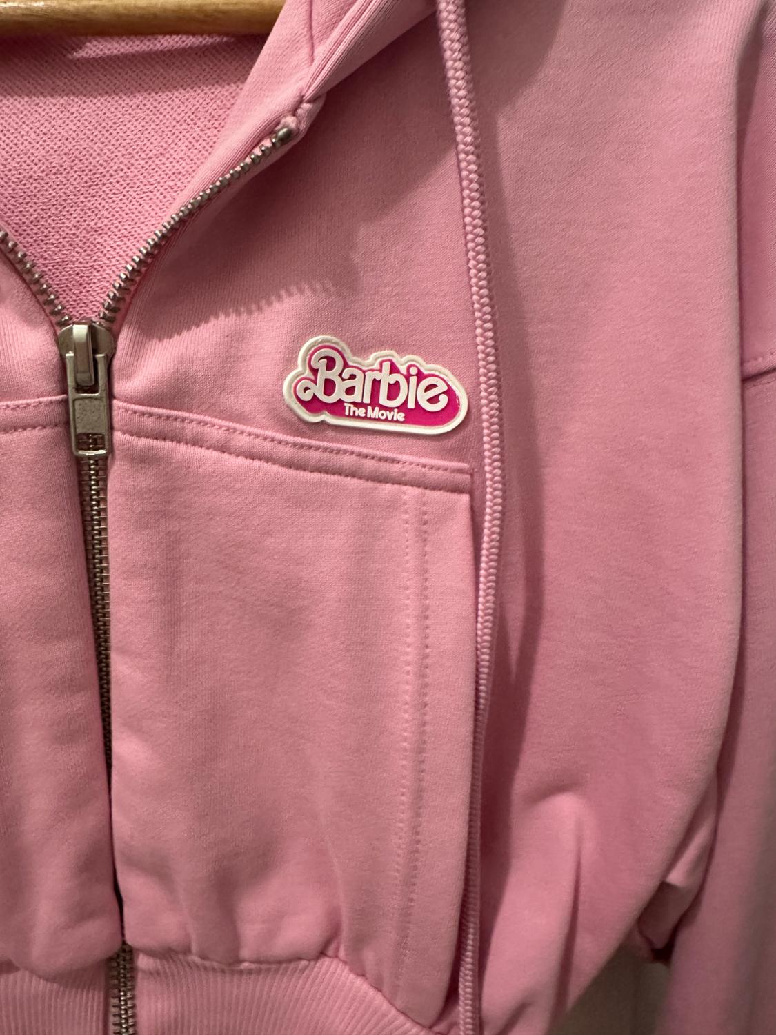 BARBIE™ THE MOVIE © WARNER BROS. SWEATSHIRT - Image 2