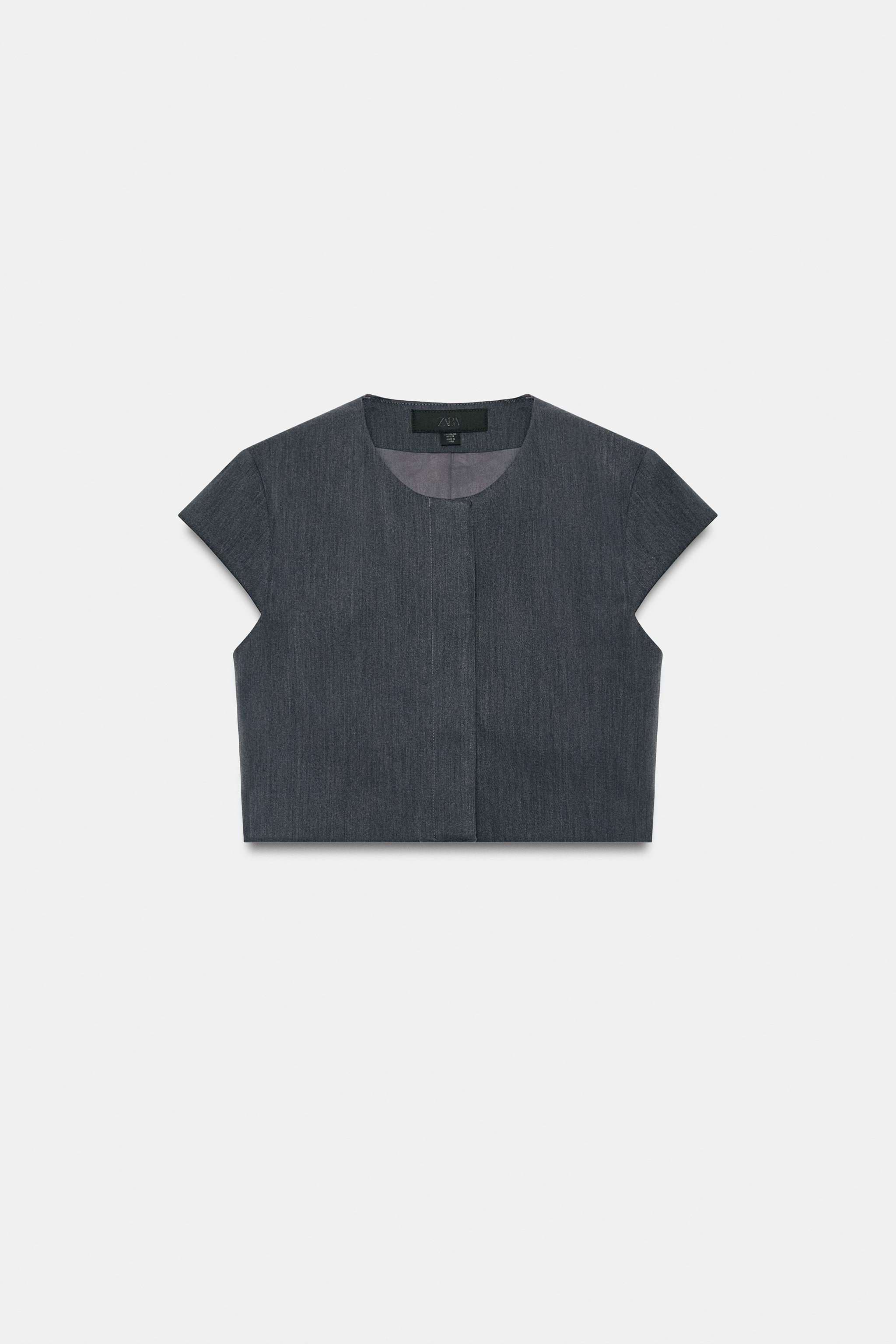 TWO-PIECE CROP TOP
