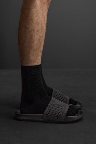 BATH SLIDES - Black by Zara - Image 0