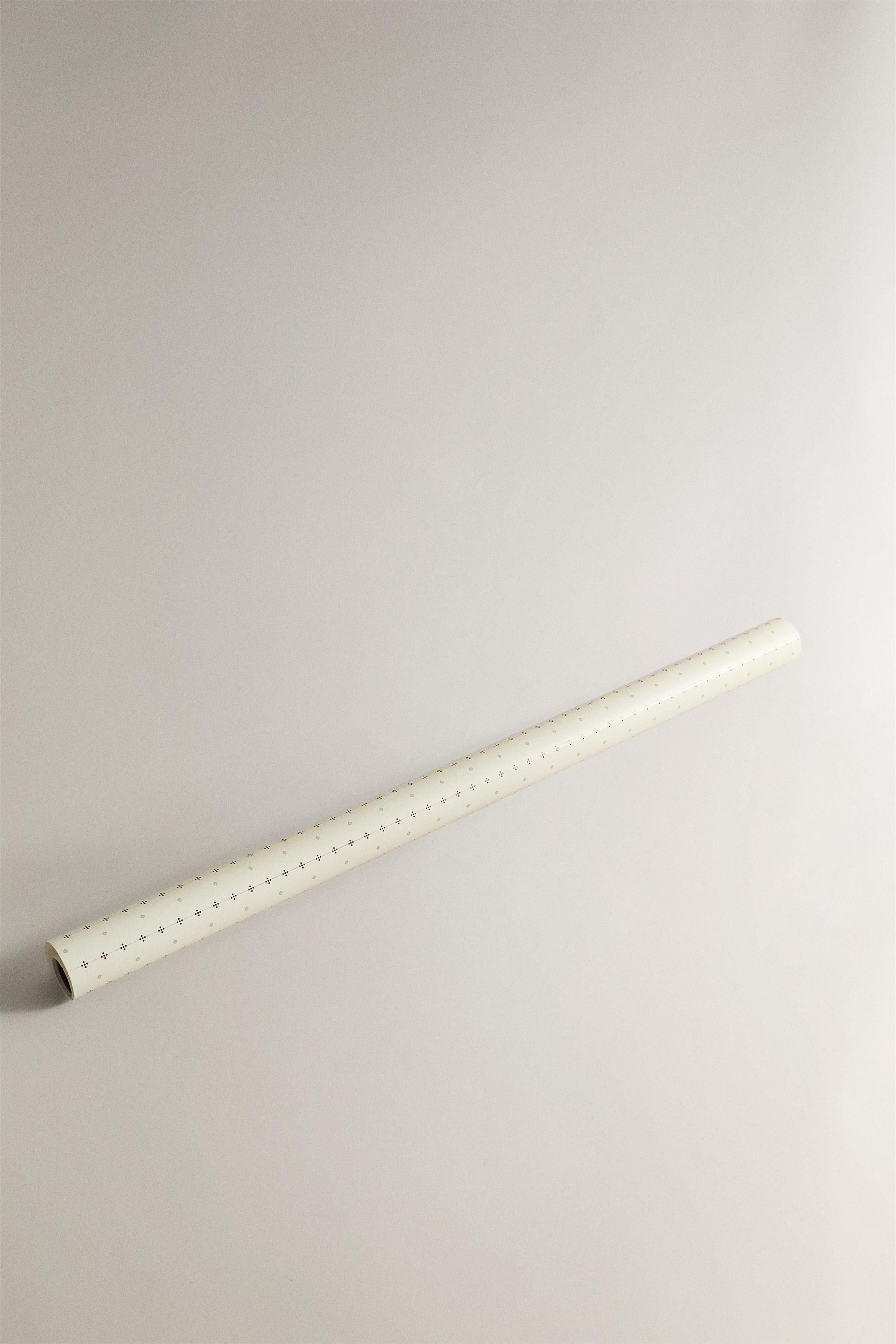 CHRISTMAS SNOWFLAKE WRAPPING PAPER