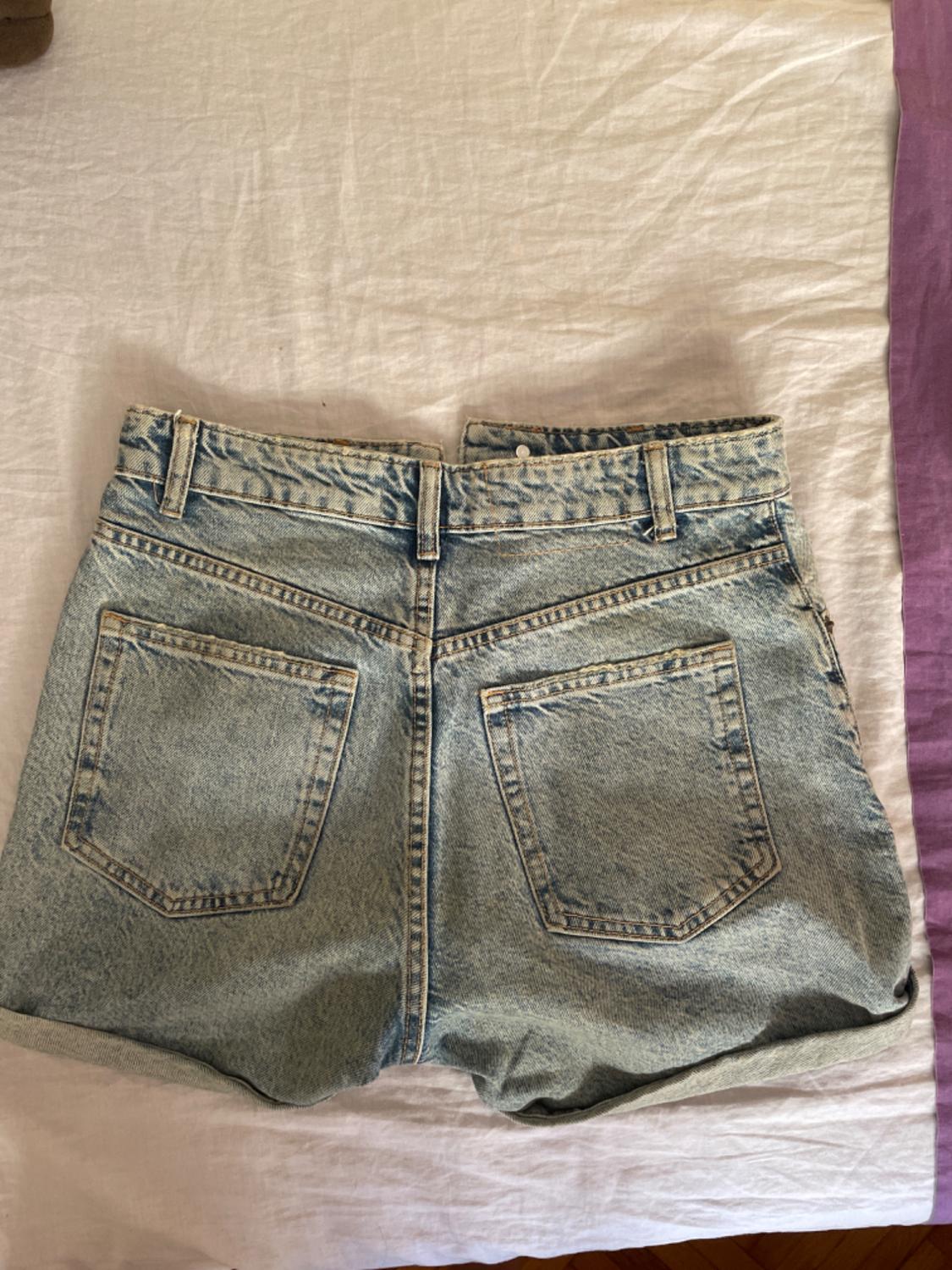 MOM FIT BERMUDA SHORTS - Image 2