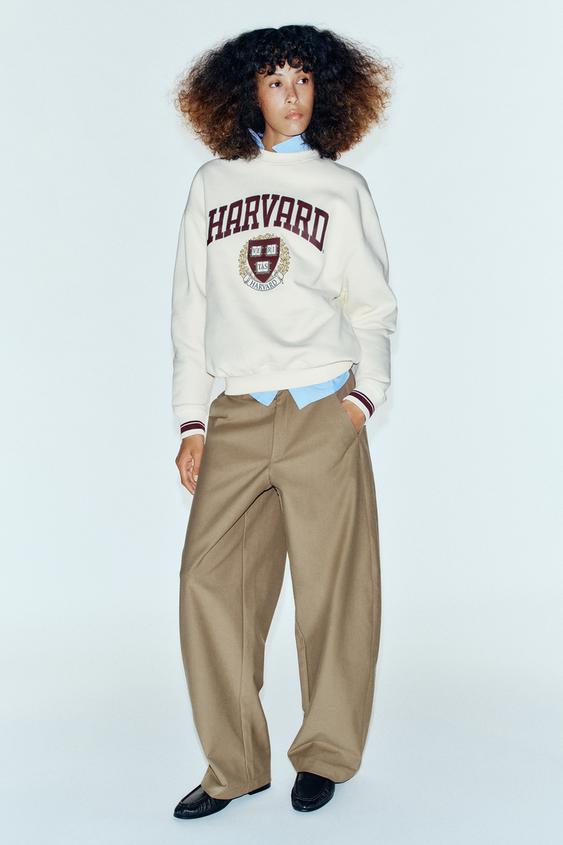Zara REBRASTA SWEATER MAJICA HARVARD UNIVERSITY – Ekru – Slika 0