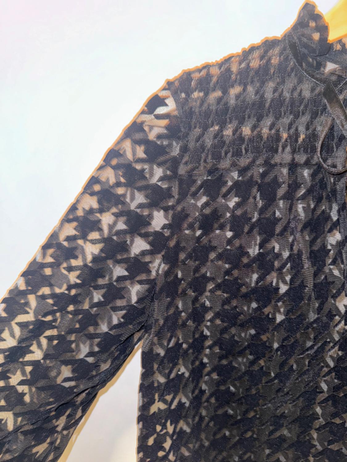 HOUNDSTOOTH BLOUSE WITH FLOCKING - Image 2