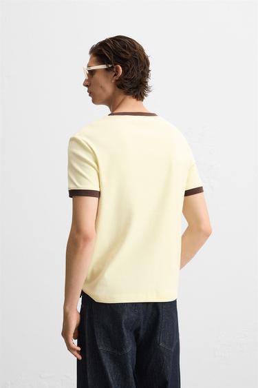 T-SHIRT RIB CONTRASTE INSCRIPTION - Jaune pastel de Zara - Image 2