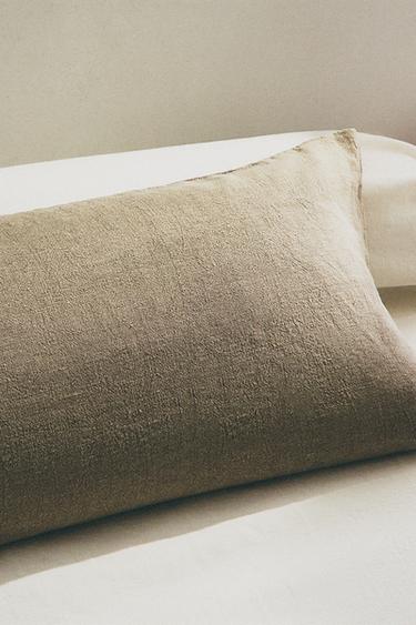 WASHED LINEN CUSHION COVER - Light beige by Zara - Image 5