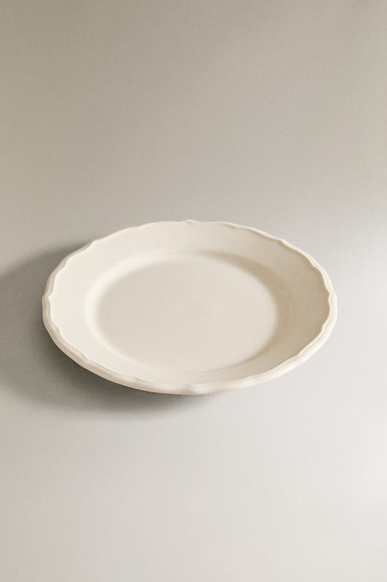 EARTHENWARE DESSERT PLATE WITH RAISED RIM